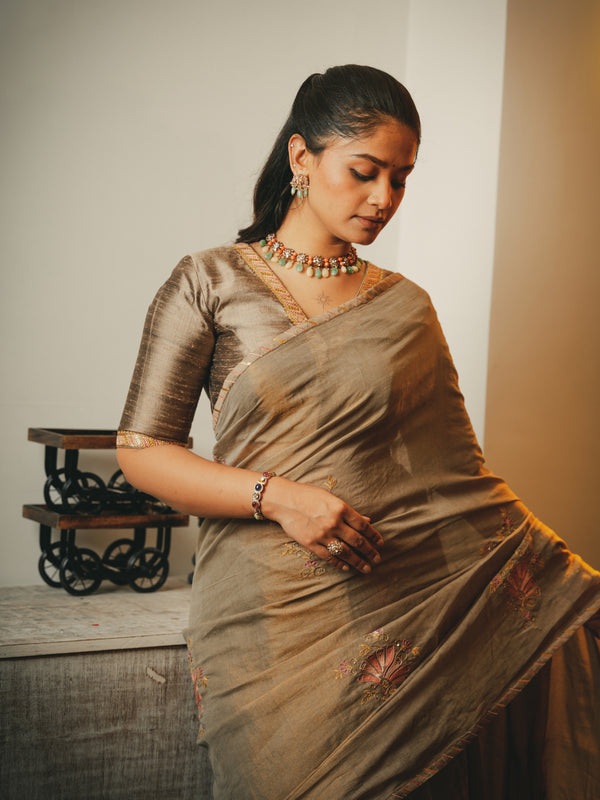 NIRA SAREE