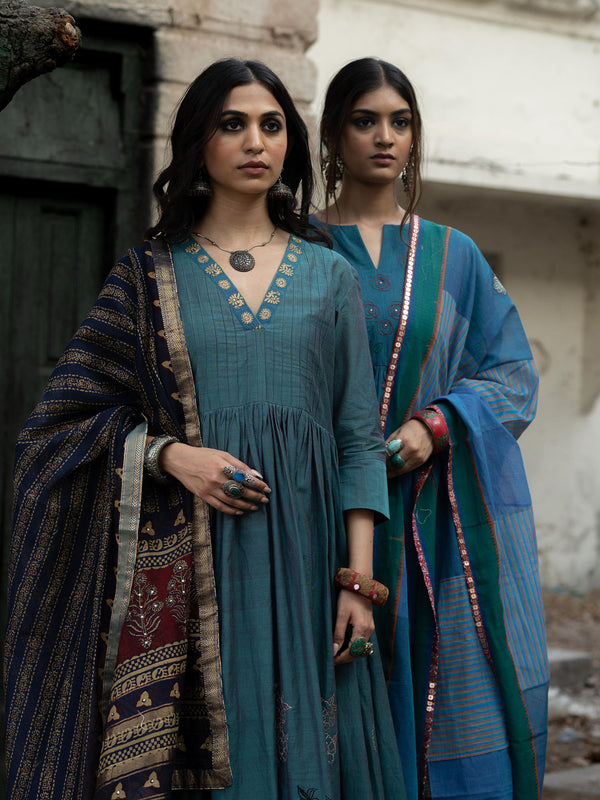 Turquoise Blue Handwoven Cotton Kurti with Thread Work, Dupatta