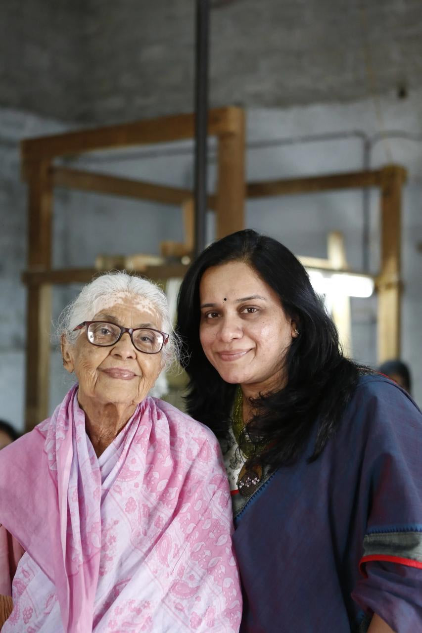 Suraiya Apa with Mamatha Tulluri at the Himroo unit