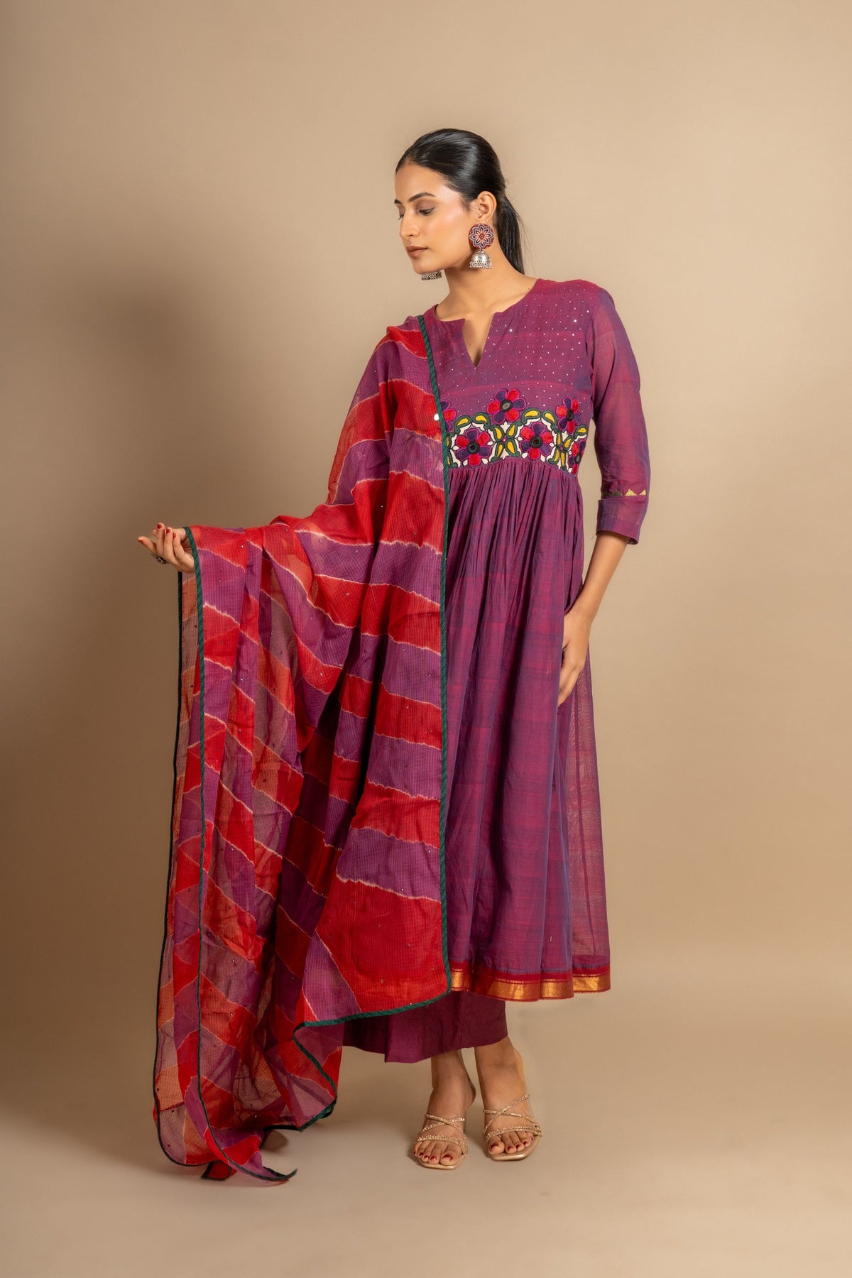 Purple pink handloom Kali top with tiny mirror and thread embossing work with tie and dye Kota dupatta with mirror, cotton pant