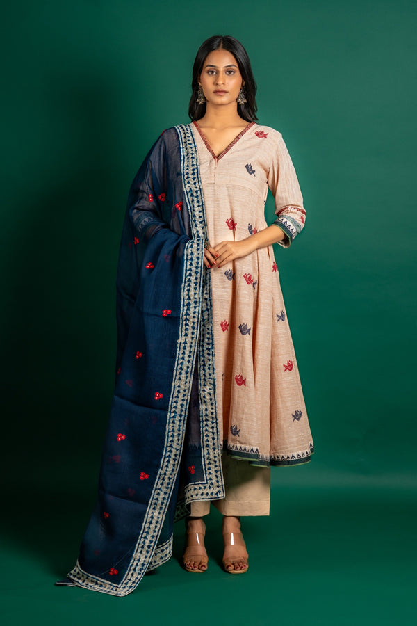 Handloom Kali top with indigo blue Kota dupatta with thread work, with simple detailing on the neck and sleeve