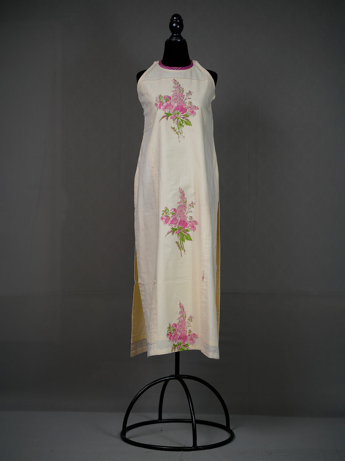 Cream Halter Neck Kurti with Floral Block Print and Sequins Work