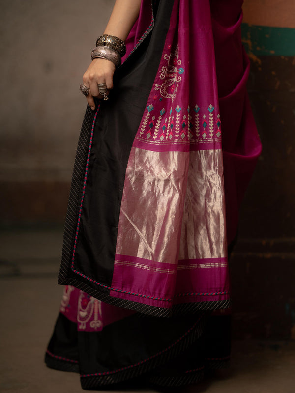 Magenta Handwoven Cotton Saree with Black Printed Blouse