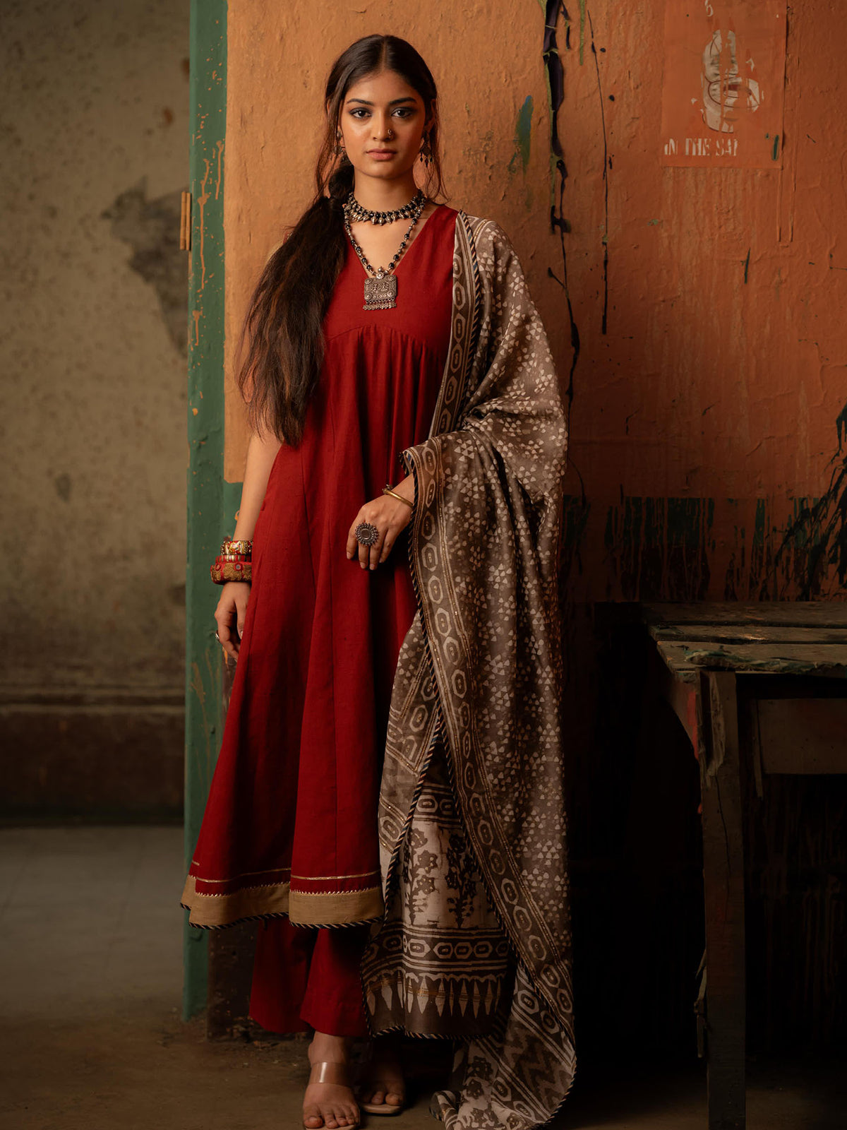 Maroon Handwoven Cotton Kurti with Pitta Work, Contrast Dupatta
