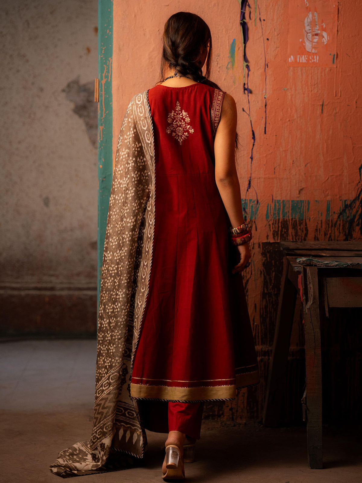 Maroon Handwoven Cotton Kurti with Pitta Work, Contrast Dupatta