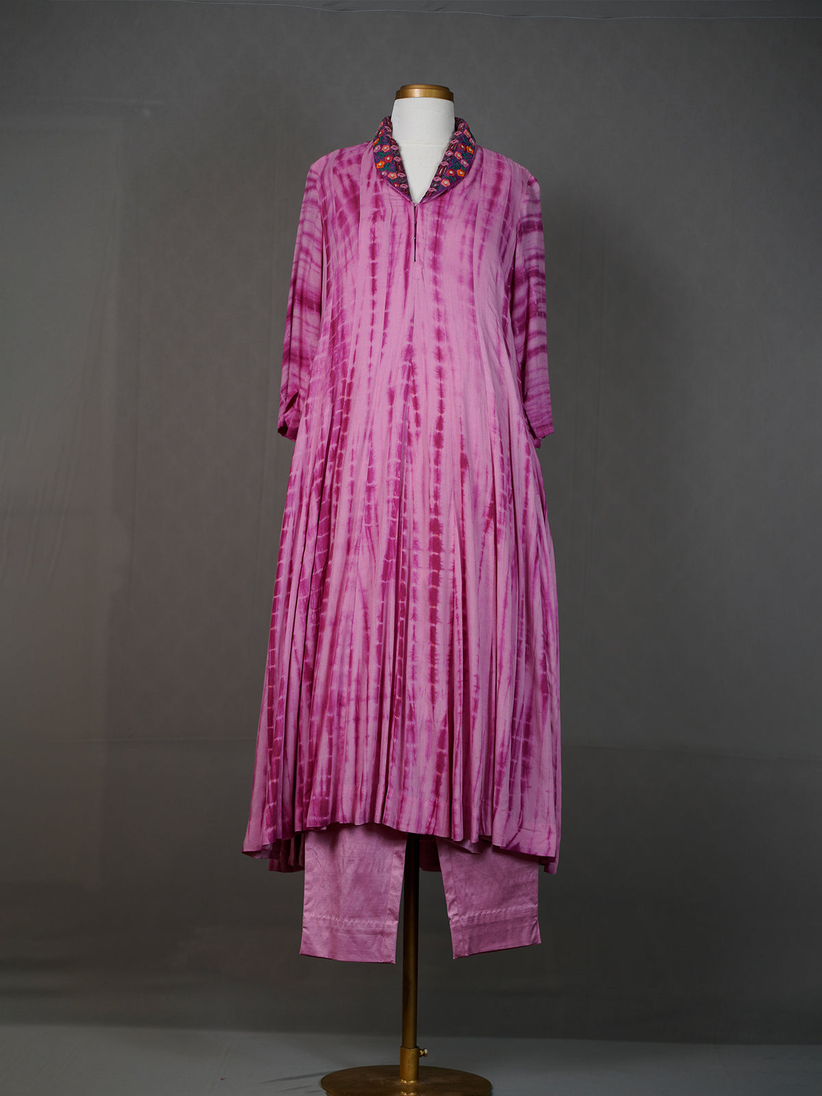 Purple Tone Tie-and-Dye Kurti with Mirror Work Collar and Pants