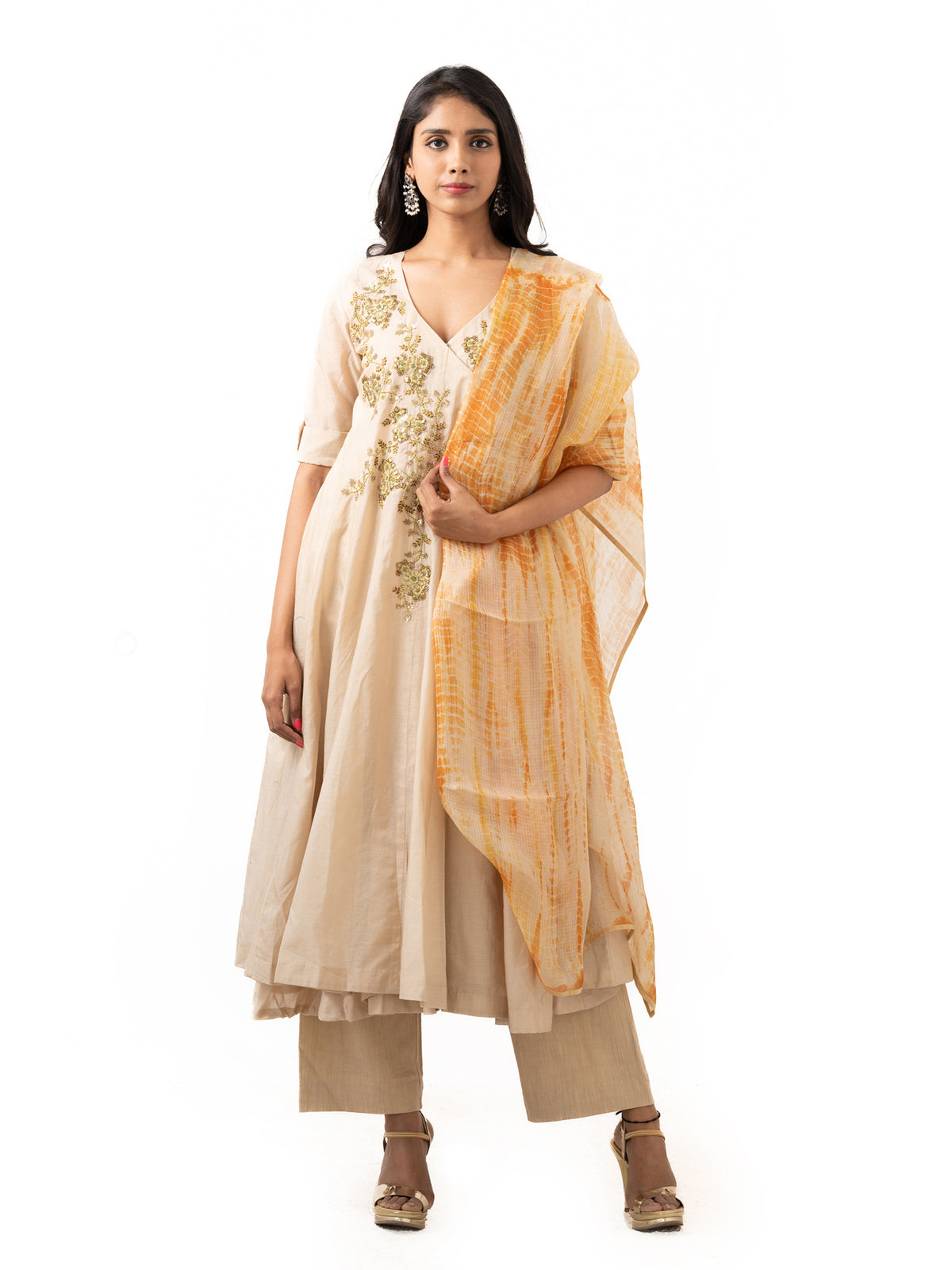 Cotton kurta with gota patti work with a tie-dye dupatta and straight cut pants