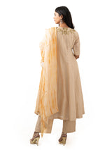 Cotton kurta with gota patti work with a tie-dye dupatta and straight cut pants