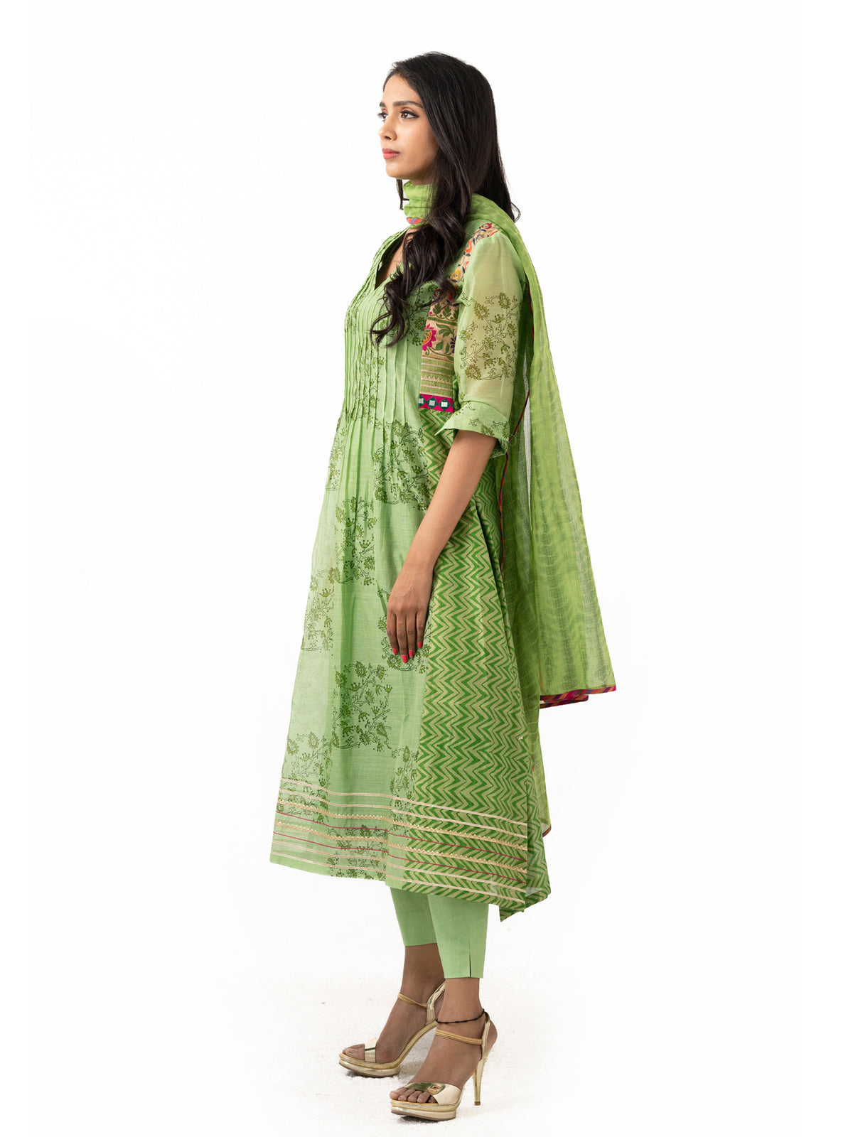 Maheshwari printed cotton top with dupatta and stretchy pants